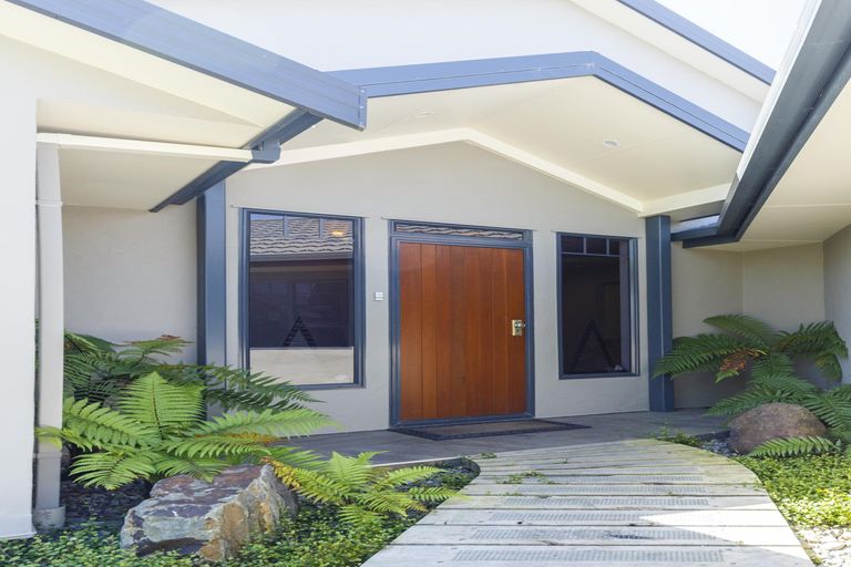 Photo of property in 32 Washington Parade, Milson, Palmerston North, 4414