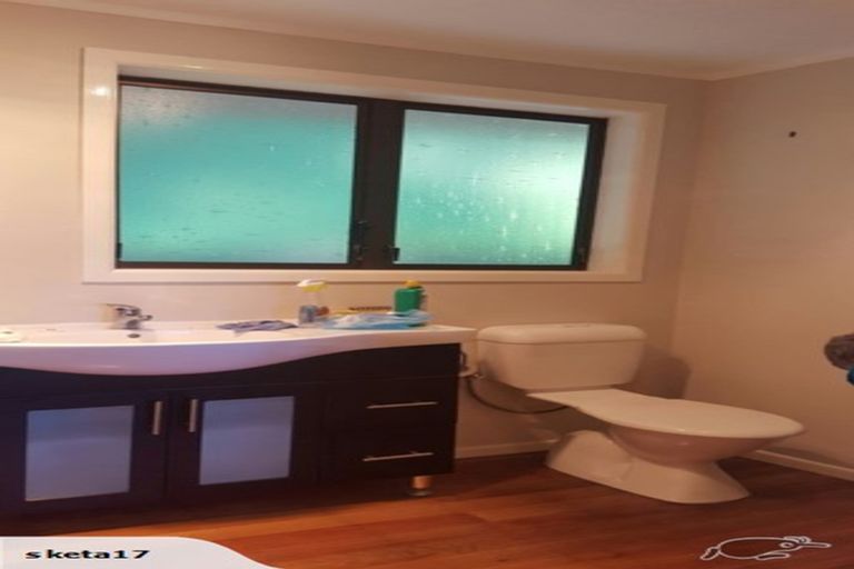 Photo of property in 32 John Street, Stokes Valley, Lower Hutt, 5019