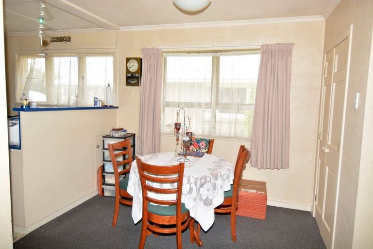 Photo of property in 24 Adamson Crescent, Glengarry, Invercargill, 9810