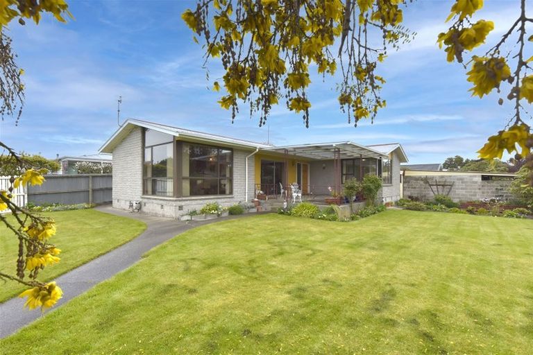 Photo of property in 51 Charles Upham Avenue, Hillmorton, Christchurch, 8025
