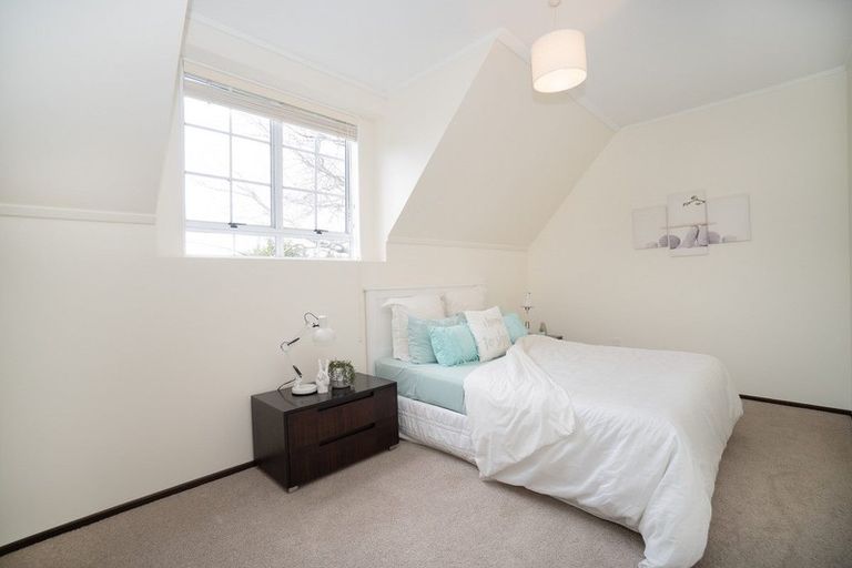 Photo of property in 26a Karina Terrace, Roslyn, Palmerston North, 4414