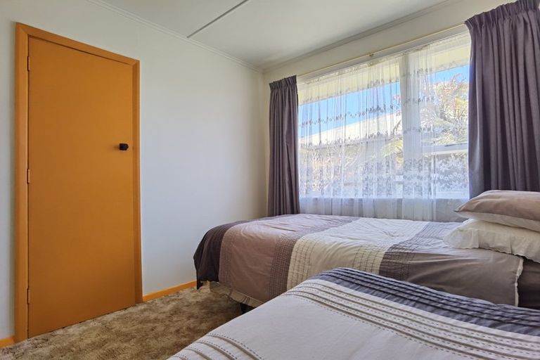 Photo of property in 19 Main Road, Harihari, 7884