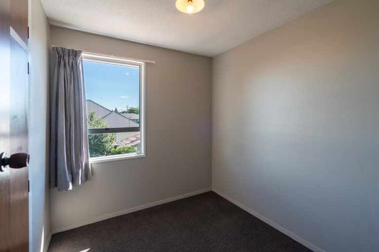 Photo of property in 4/30 Epsom Road, Sockburn, Christchurch, 8042