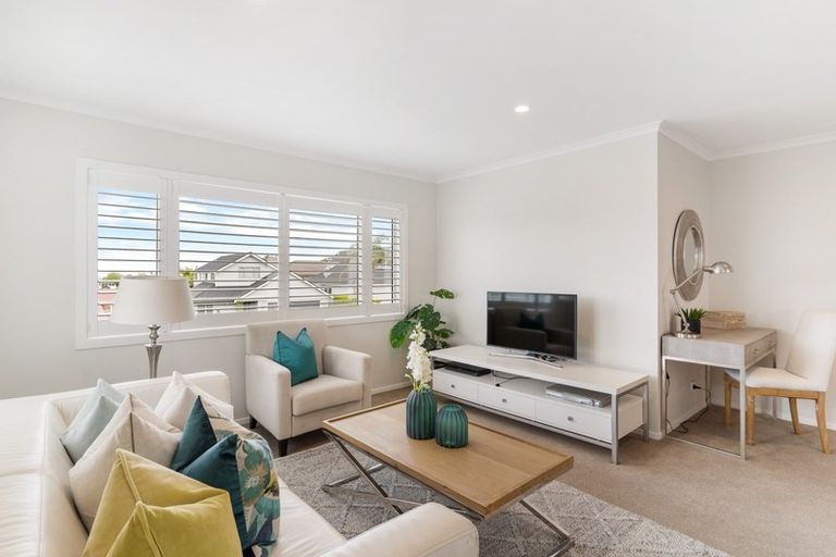 Photo of property in 2 Gibraltar Street, Howick, Auckland, 2014