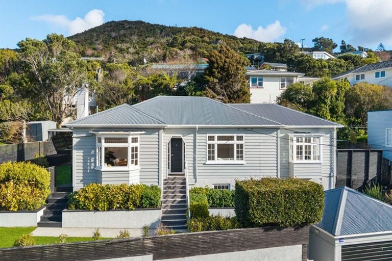 Photo of property in 108 Campbell Street, Karori, Wellington, 6012