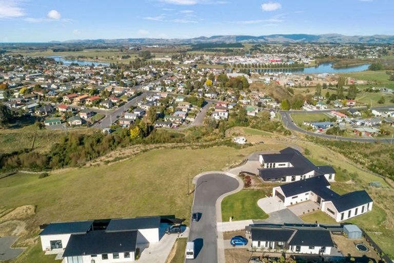 Photo of property in 24 Monterey Drive, Balclutha, 9230