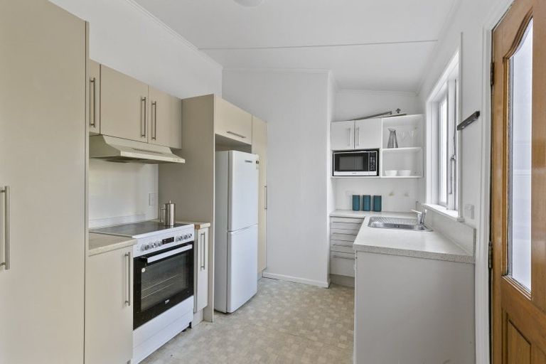 Photo of property in 10 Emmett Street, Newtown, Wellington, 6021