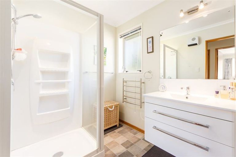 Photo of property in 2/37 Tivoli Place, Bishopdale, Christchurch, 8053