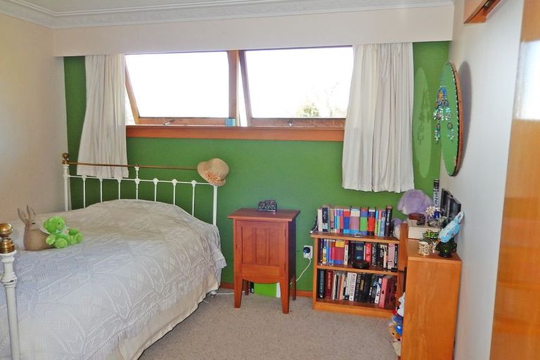 Photo of property in 17 Arrow Crescent, Holmes Hill, Oamaru, 9401