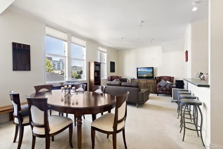 Photo of property in The Villas, 9/33 Hobson Street, Thorndon, Wellington, 6011