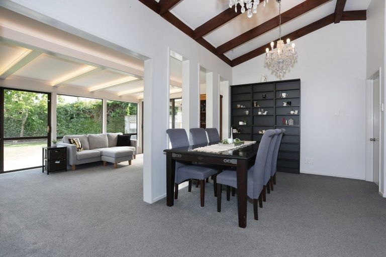 Photo of property in 8 Dalzien Place, Feilding, 4702