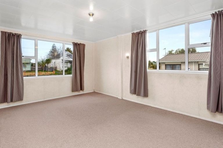 Photo of property in 36 Hakanoa Street, Huntly, 3700