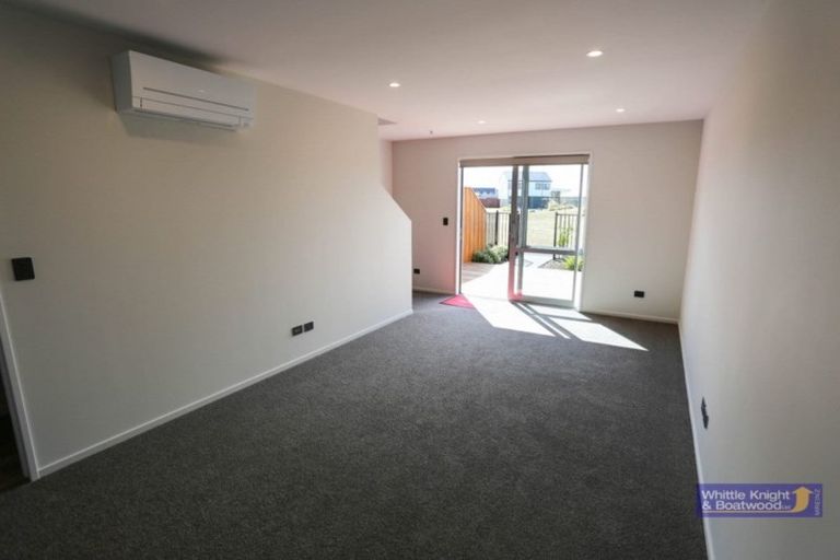 Photo of property in 33 Air Race Lane, Halswell, Christchurch, 8025