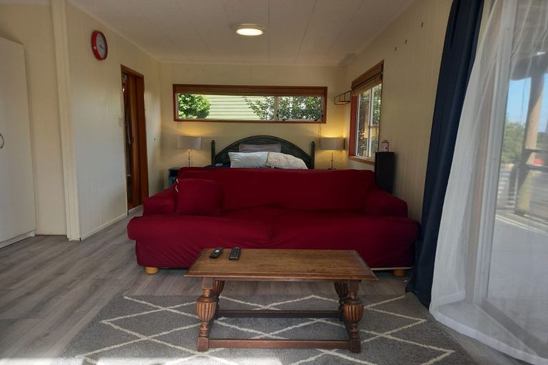 Photo of property in 7 Sea Vista Avenue, Beach Haven, Auckland, 0626