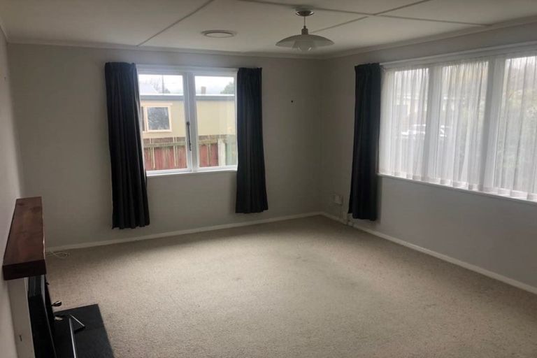 Photo of property in 1/13 Atiawa Crescent, Waiwhetu, Lower Hutt, 5010