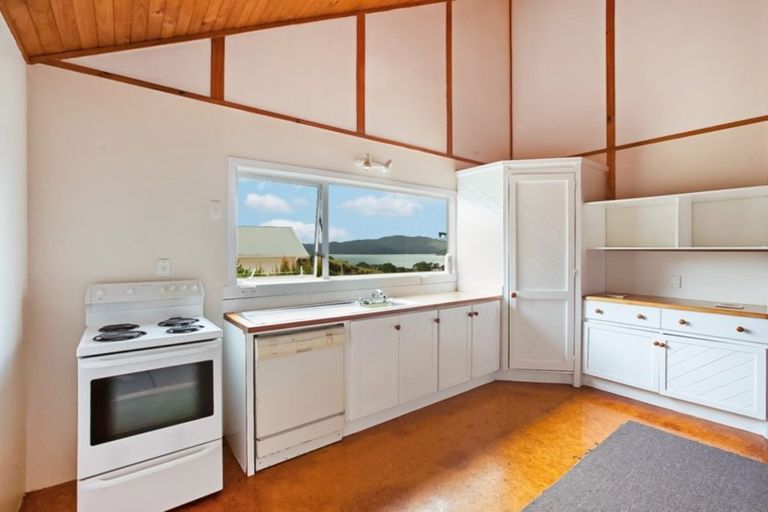 Photo of property in 43 Cable Bay Block Road, Cable Bay, 0420