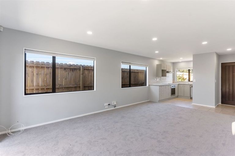 Photo of property in 24 Puma Drive, Golflands, Auckland, 2013