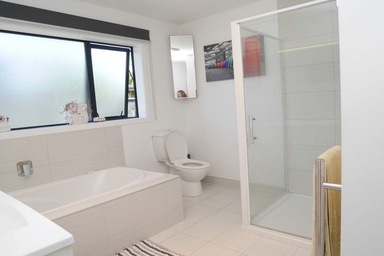 Photo of property in 10 Patterson Lane, Raumati Beach, Paraparaumu, 5032