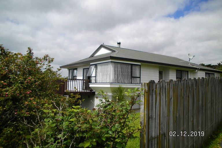 Photo of property in 12 Ian Sage Avenue, Torbay, Auckland, 0630
