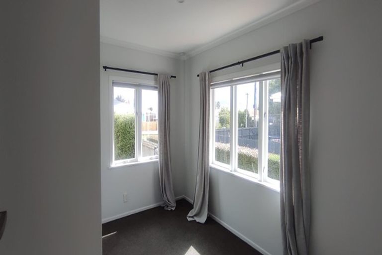 Photo of property in 41a Alma Crescent, Papakura, 2110