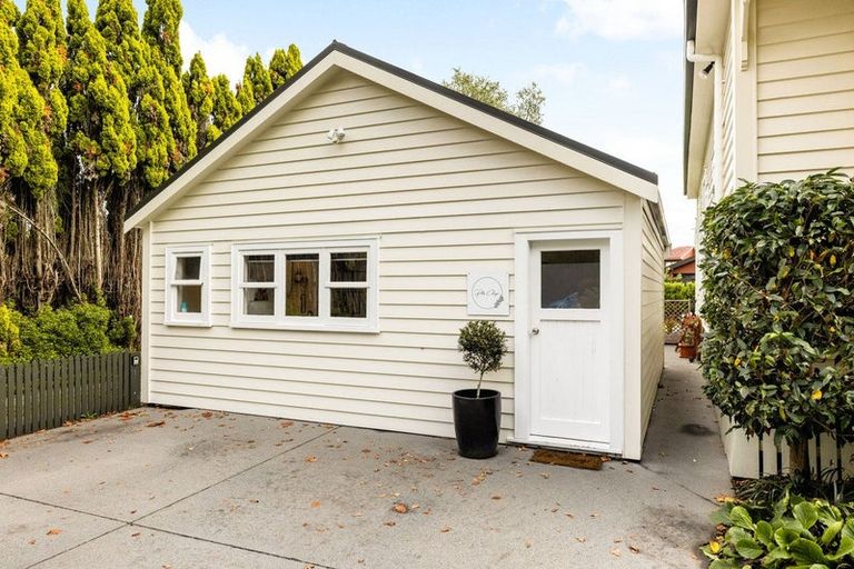 Photo of property in 18 Thornton Road, Cambridge, 3434