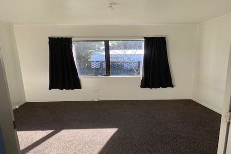 Photo of property in 16a Pukeko Street, Paraparaumu, 5032