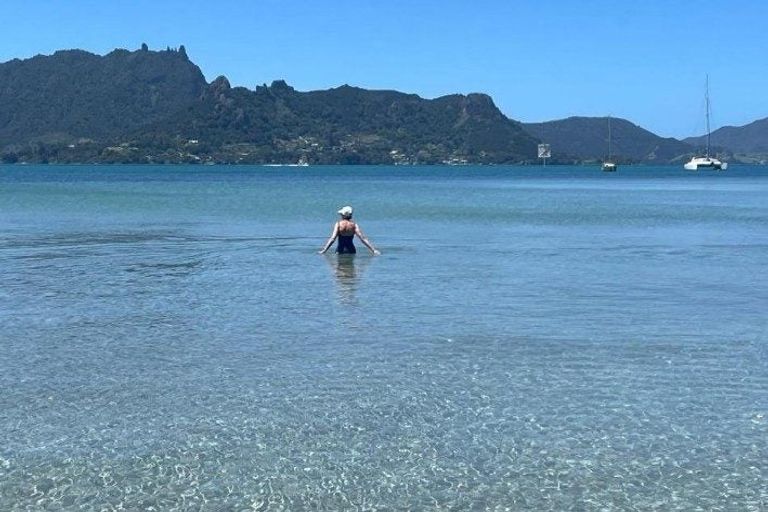 Photo of property in 10 Paradise Point Place, One Tree Point, 0118