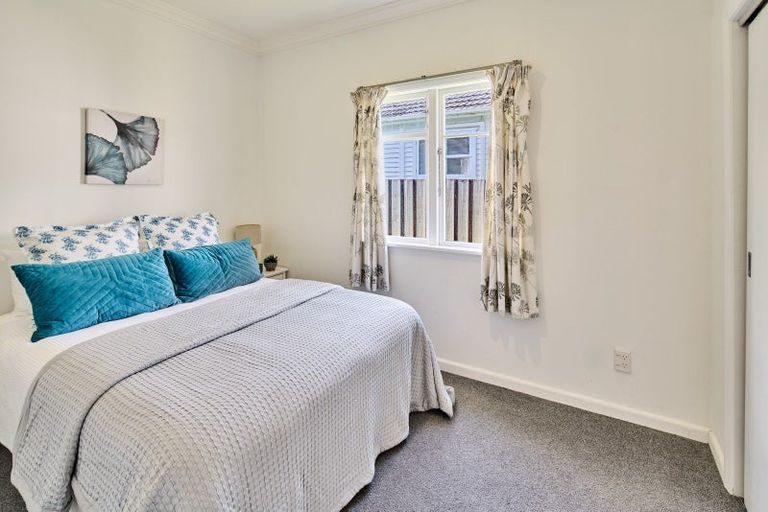 Photo of property in 10 Bentinck Street, Wallaceville, Upper Hutt, 5018