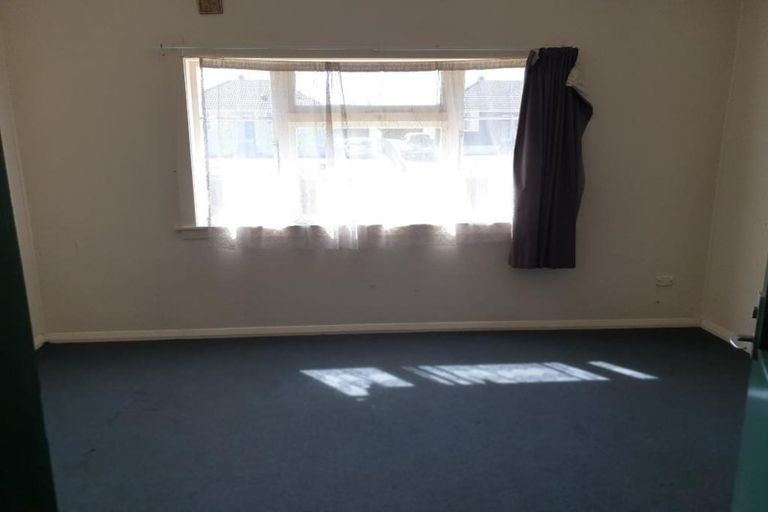 Photo of property in 66 Matipo Street, Castlecliff, Whanganui, 4501