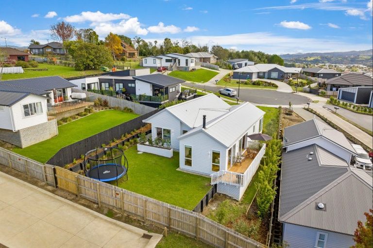 Photo of property in 8 Three Brothers Place, Warkworth, 0981