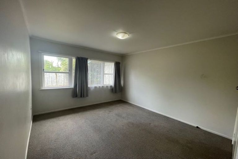 Photo of property in 9/11 Oakland Avenue, Papatoetoe, Auckland, 2025