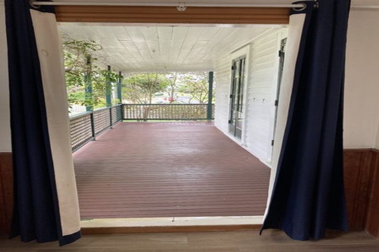 Photo of property in 23 Mcinnes Road, Weymouth, Auckland, 2103