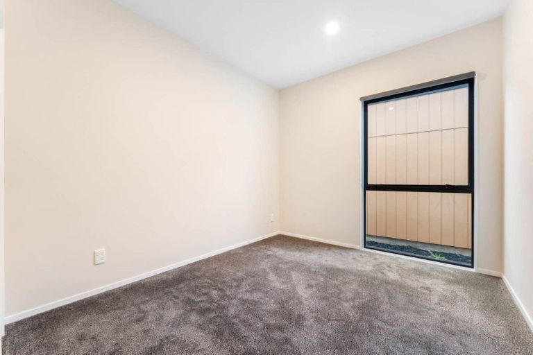 Photo of property in 8 Kokotea Road, Massey, Auckland, 0614