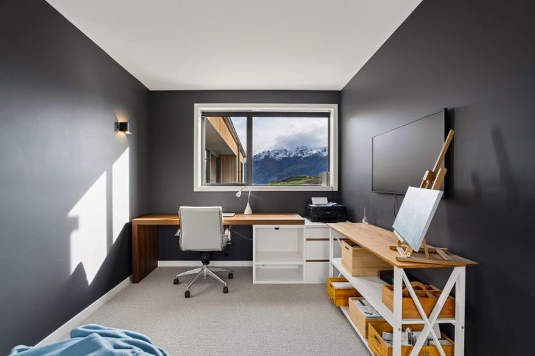 Photo of property in 4 Mckellar Drive, Jacks Point, Queenstown, 9371