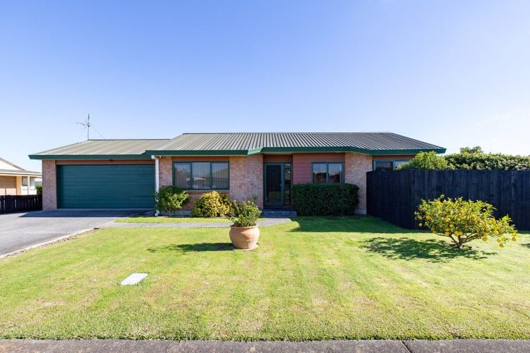 Photo of property in 9a Walton Place, Ngatea, 3503