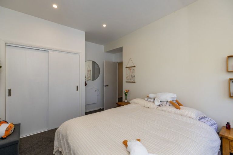 Photo of property in 35 Tennis Court Road, Raumati South, Paraparaumu, 5032