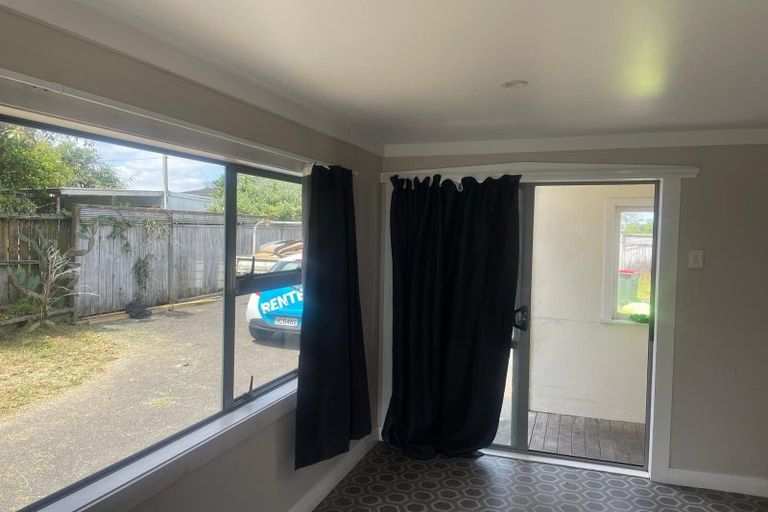 Photo of property in 24 Wellington Street, Papakura, 2110