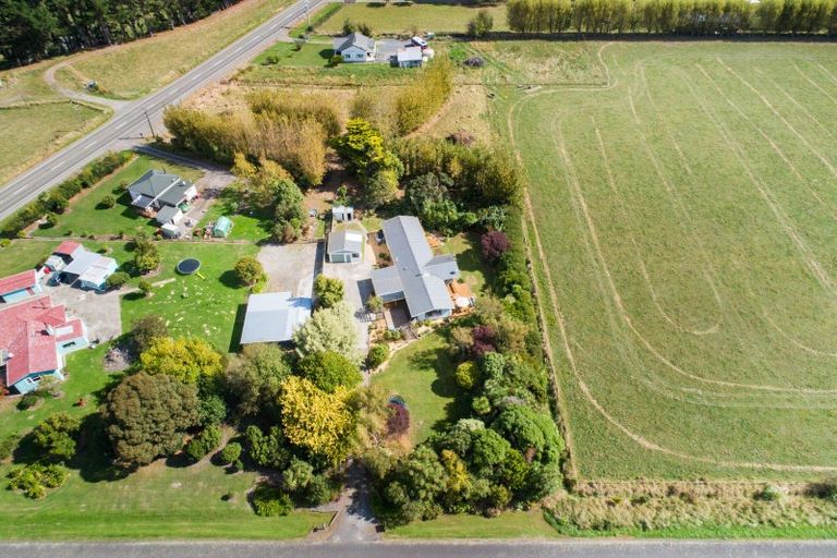 Photo of property in 23 Eyre Road, Linton, Palmerston North, 4472