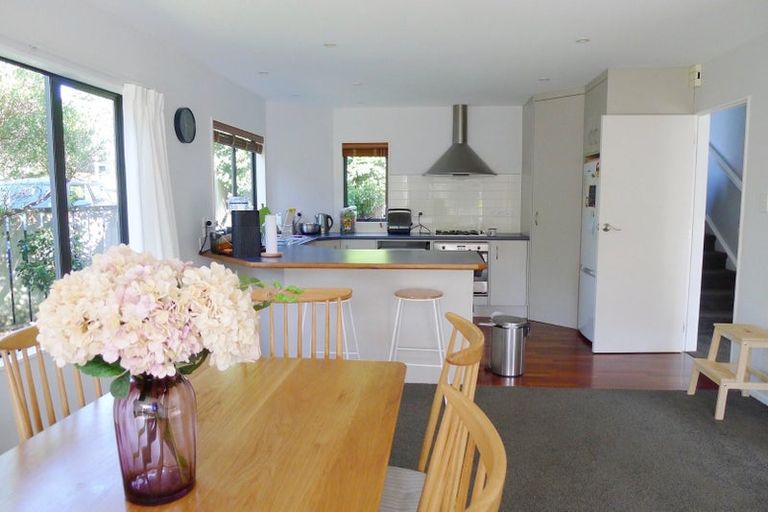 Photo of property in 2b Observatory Close, Whitby, Porirua, 5024