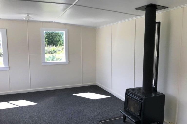 Photo of property in 126 Commercial Street, Takaka, 7110