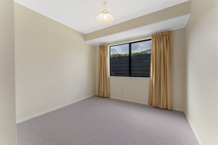 Photo of property in 336 Featherston Street, Palmerston North, 4414