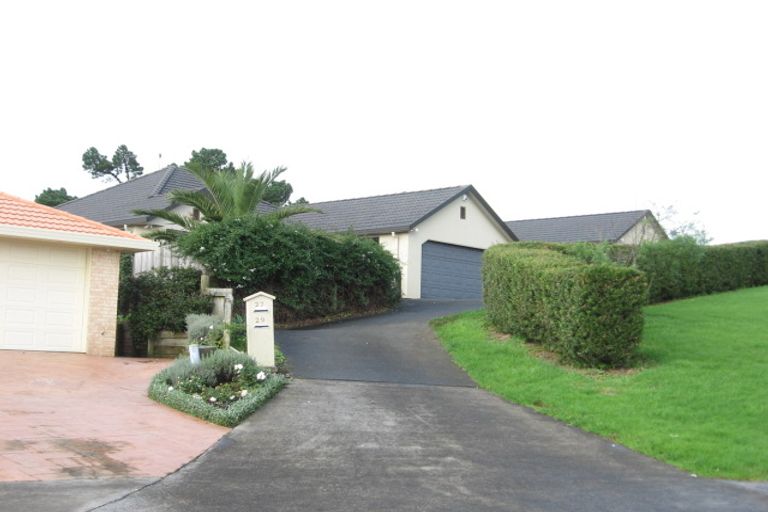 Photo of property in 29 Lamia Place, The Gardens, Auckland, 2105