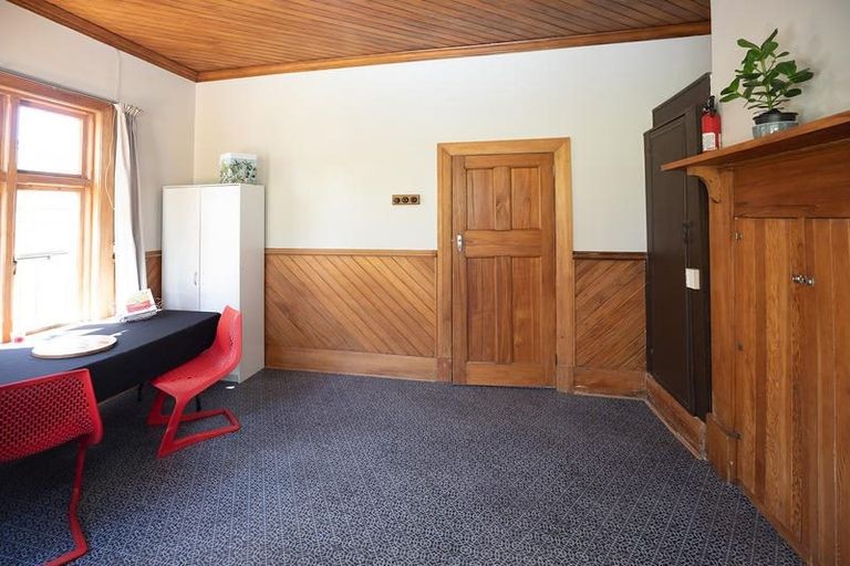 Photo of property in 10 Saint Heliers Court, Clyde Hill, Dunedin, 9011