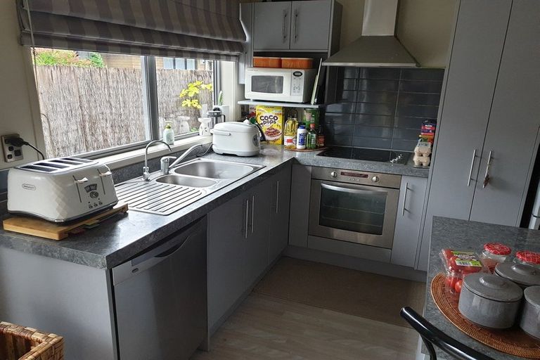 Photo of property in 54c Lorne Street, Melville, Hamilton, 3206