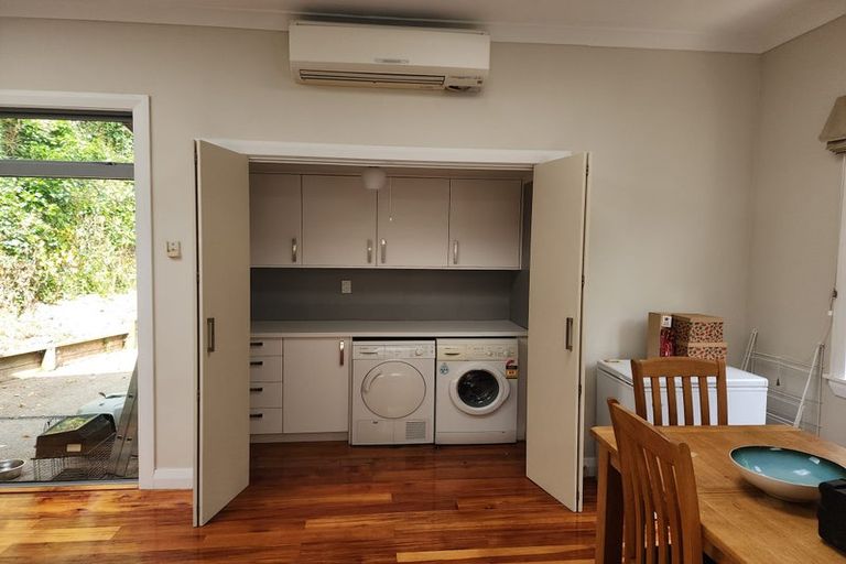 Photo of property in 41 Waikowhai Street, Ngaio, Wellington, 6035