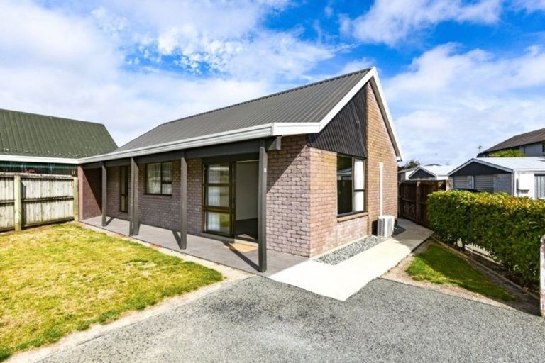 Photo of property in 60d Mcfaddens Road, St Albans, Christchurch, 8052