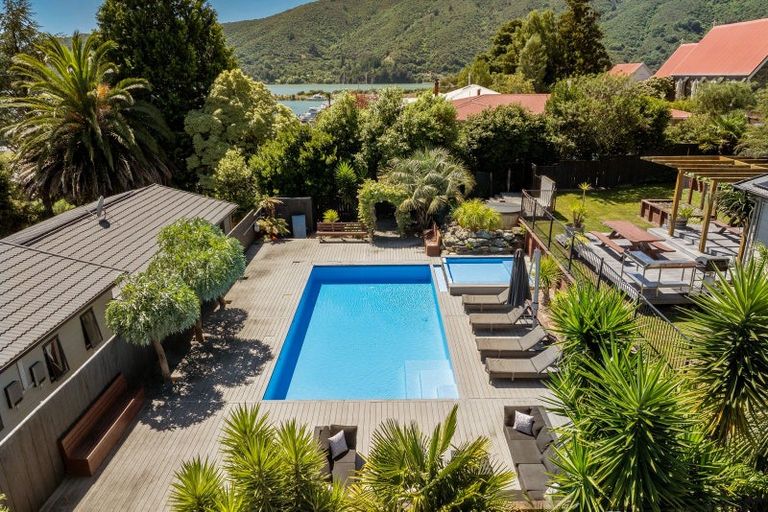 Photo of property in 50 Main Rd Havelock, Havelock, 7100