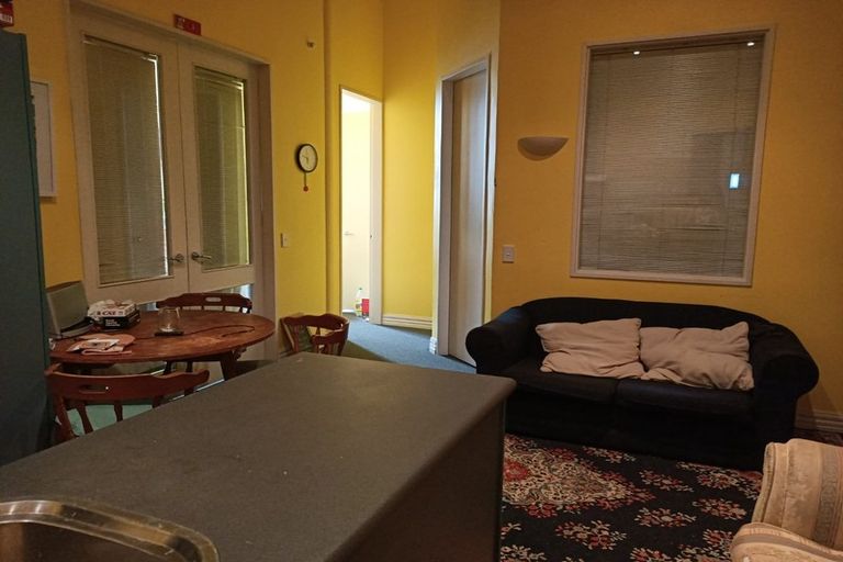 Photo of property in Columbia Apartments, 2/32 Cuba Street, Te Aro, Wellington, 6011