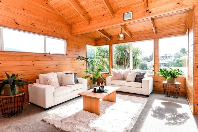 Photo of property in 24 Garthwood Road, Hillcrest, Hamilton, 3216