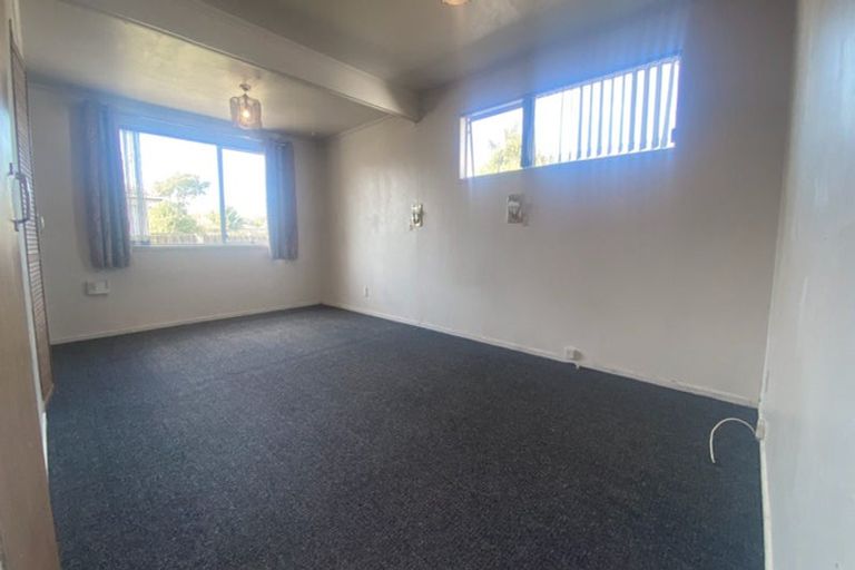 Photo of property in 5 Adel Place, Weymouth, Auckland, 2103